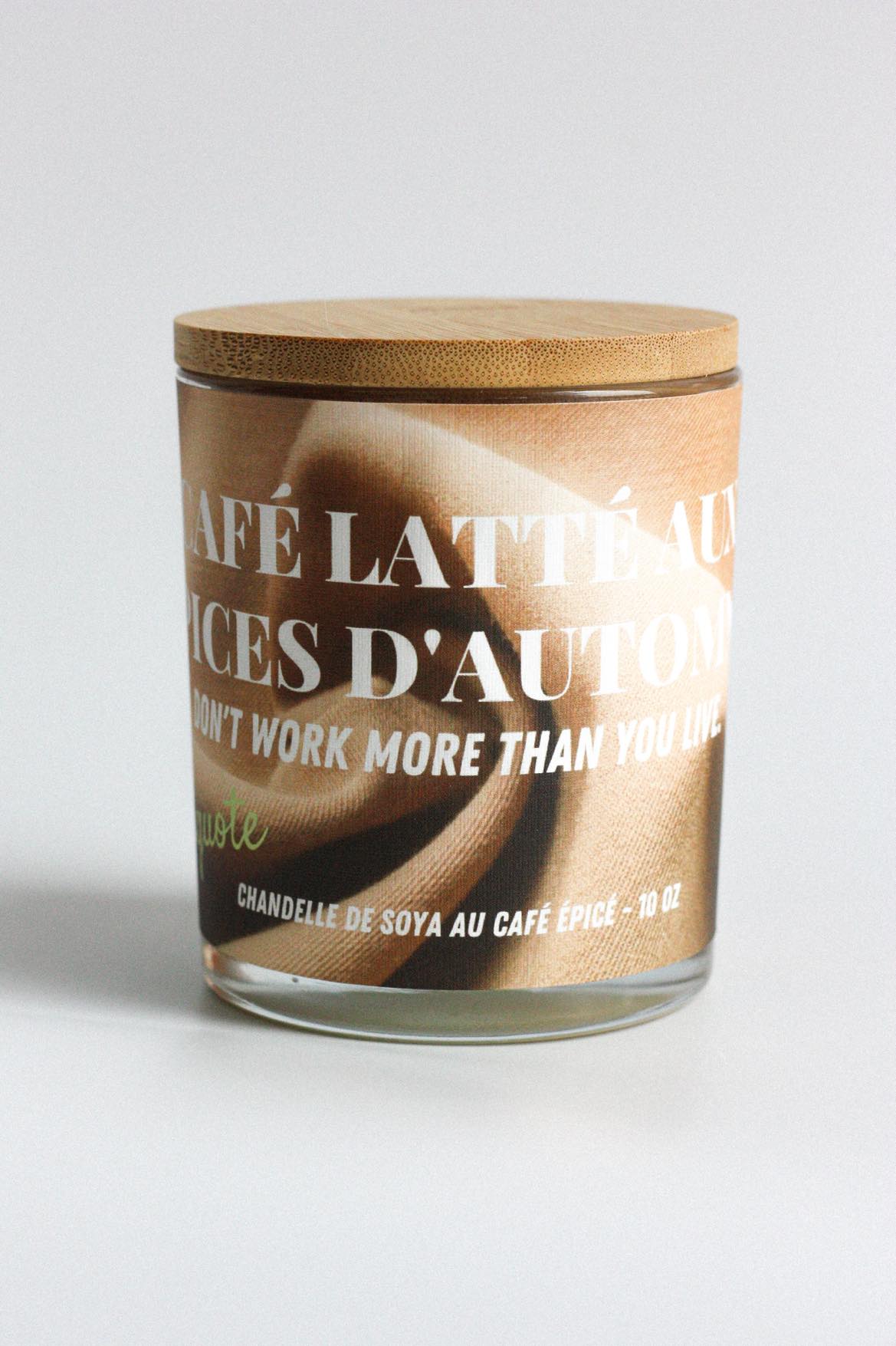 CAFÉ LATTÉ AUX ÉPICES D'AUTOMNE